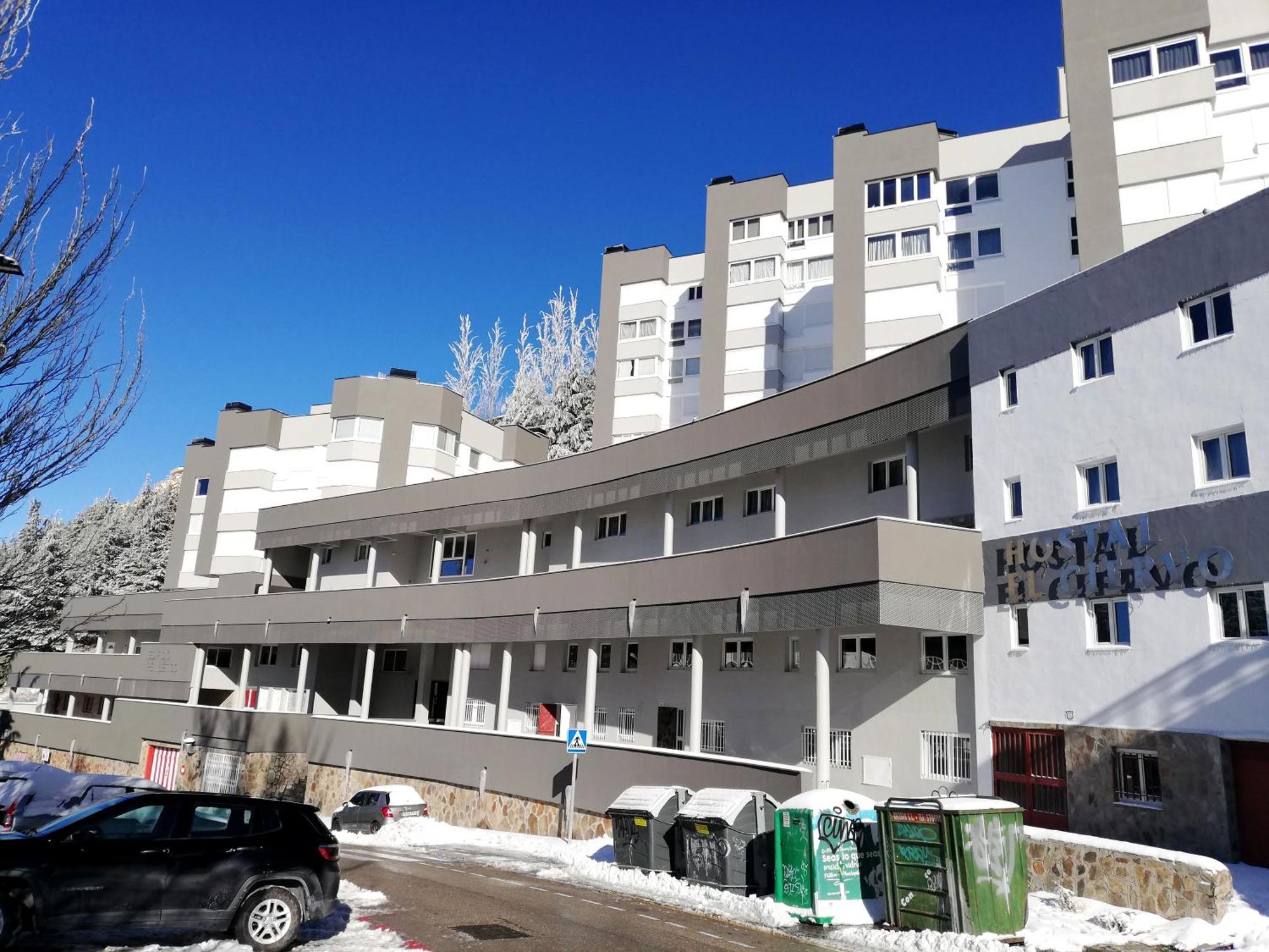 Apartment Penibetico Con Parking Y Wifi By Surynieve